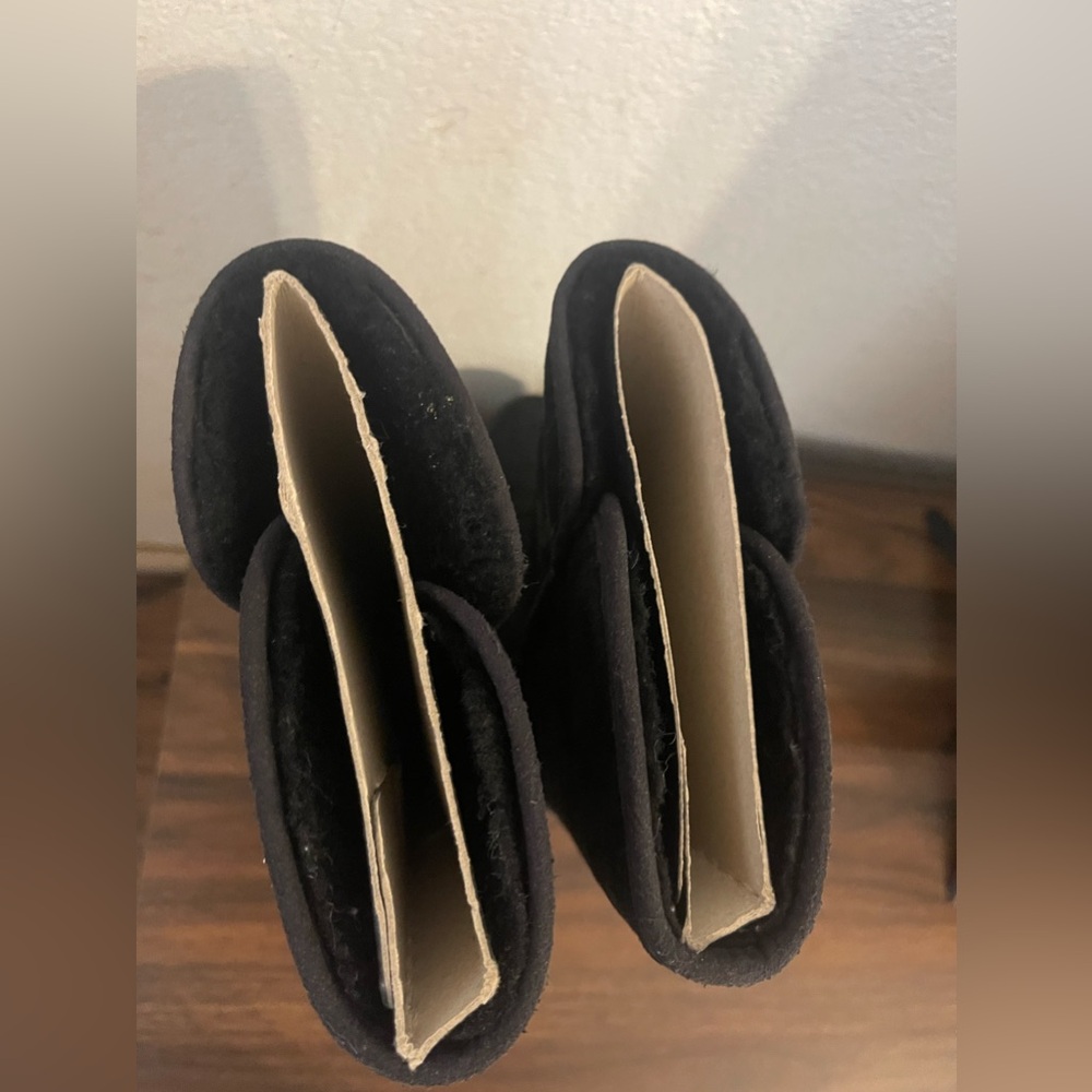 Ugg Tall Boot With Platforms. Size Us 5 - image 5